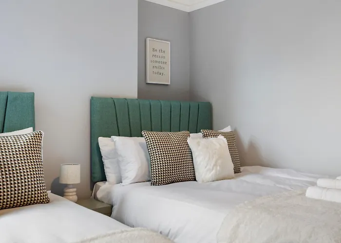 Wembley Haven - 2 Bdr - Sleeps 9